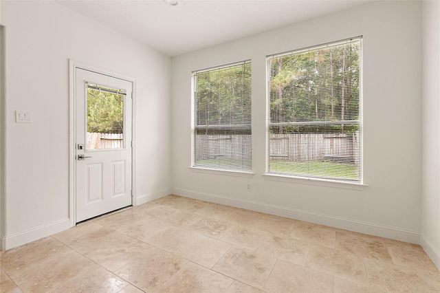 127 Ledgestone Place, The Woodlands, TX 77382