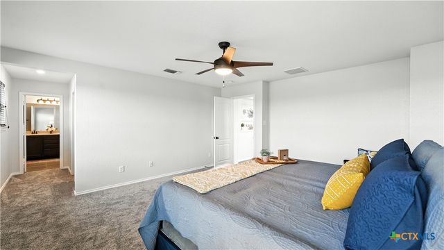 1248 Legend Pass, New Braunfels, TX 78130