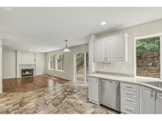 16038 Sw TUSCANY St, Portland, OR 97223