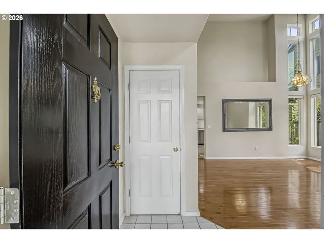 16038 Sw TUSCANY St, Portland, OR 97223