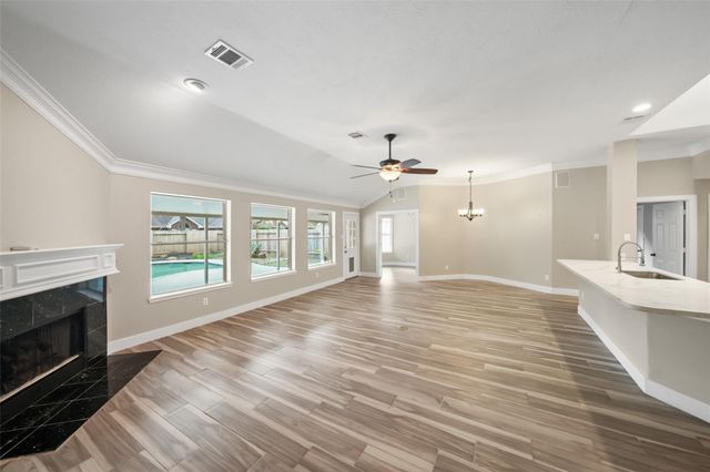 11907 Lakewood Trail, Tomball, TX 77377