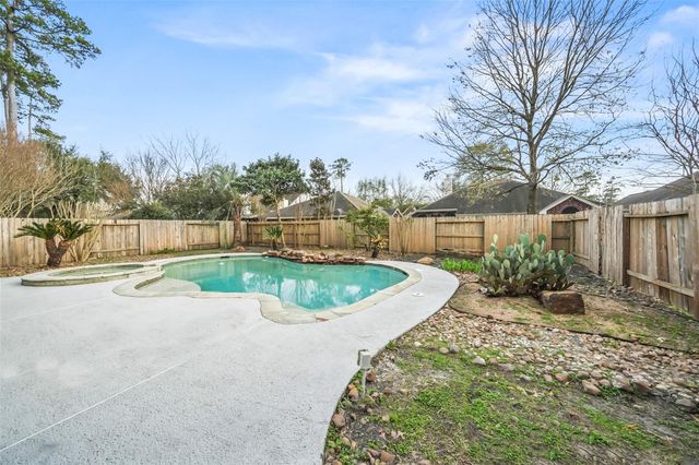 11907 Lakewood Trail, Tomball, TX 77377