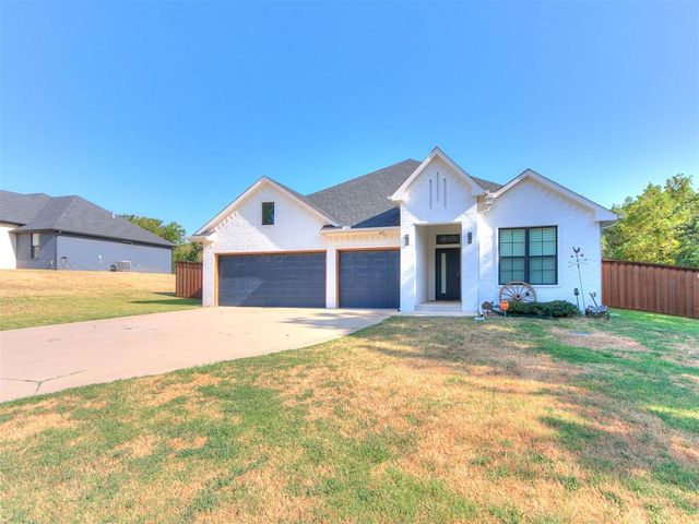 11127 E Sewell Avenue, Choctaw, OK 73020
