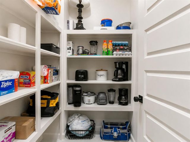 11127 E Sewell Avenue, Choctaw, OK 73020