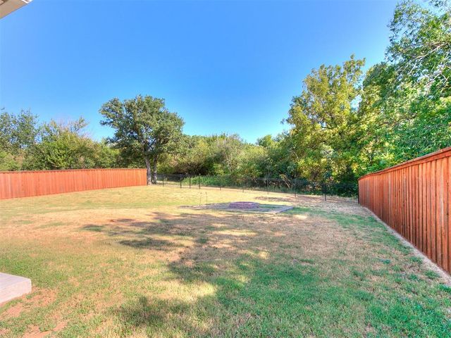 11127 E Sewell Avenue, Choctaw, OK 73020