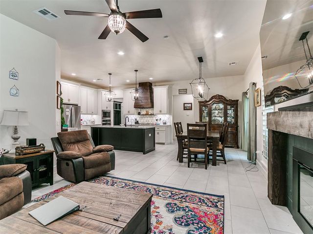 11127 E Sewell Avenue, Choctaw, OK 73020