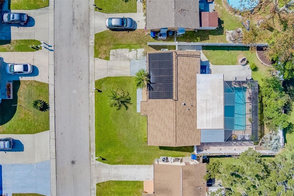 Image 2 of property listing at 3309 JACKSON DRIVE, Holiday, FL 34691