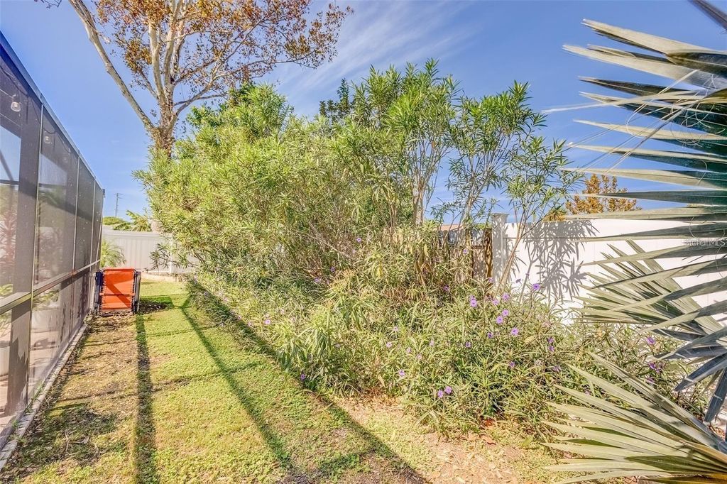 Image 31 of property listing at 3309 JACKSON DRIVE, Holiday, FL 34691