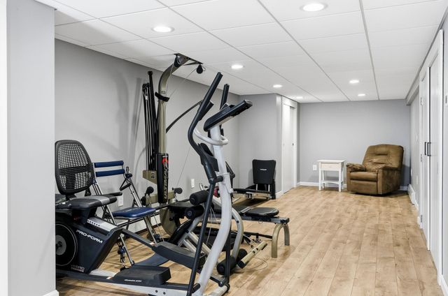 29 Nottingham Drive, Nashua, NH 03062