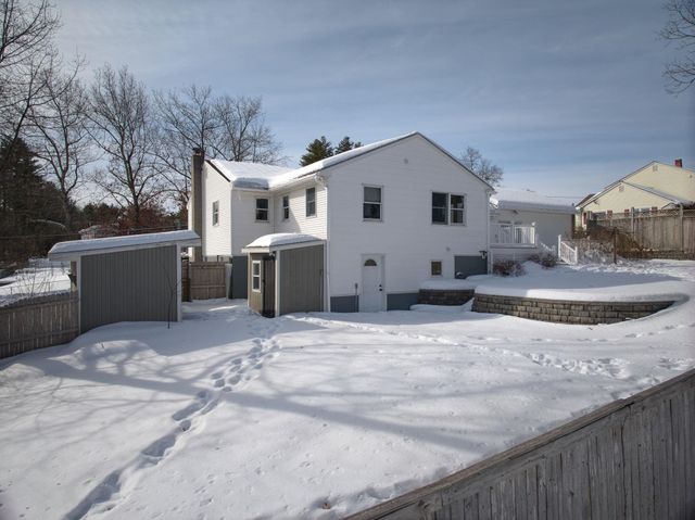 29 Nottingham Drive, Nashua, NH 03062