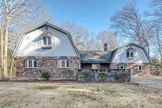 100 French Road, Bolton, CT 06043