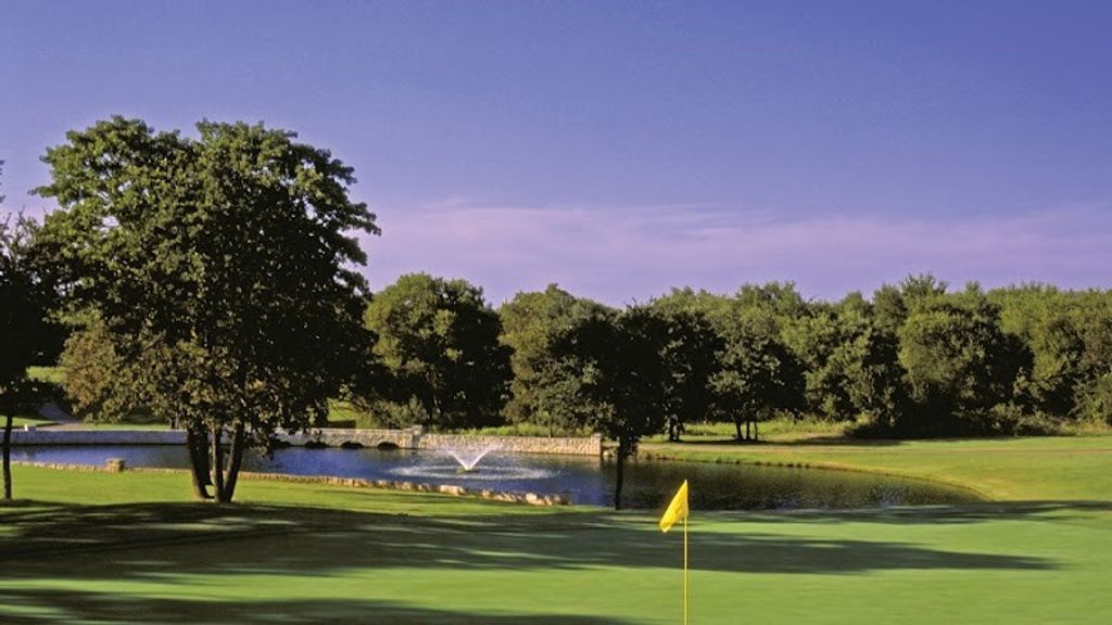 12131 Trailwood Drive, Whitney, TX 76692