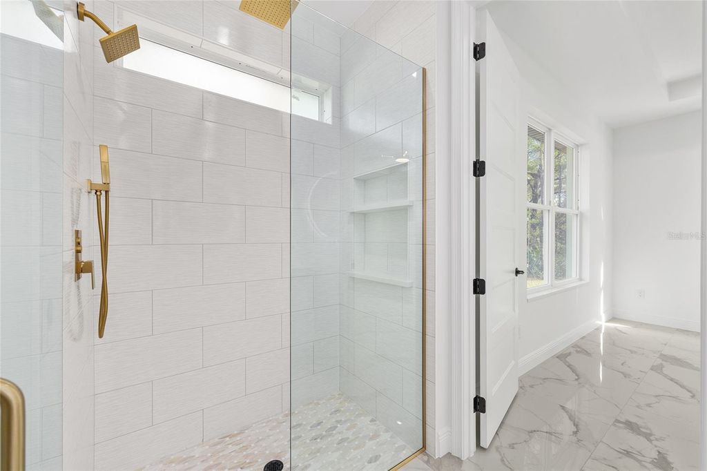 Image 26 of property listing at 12992 SW 64TH LANE, Ocala, FL 34481