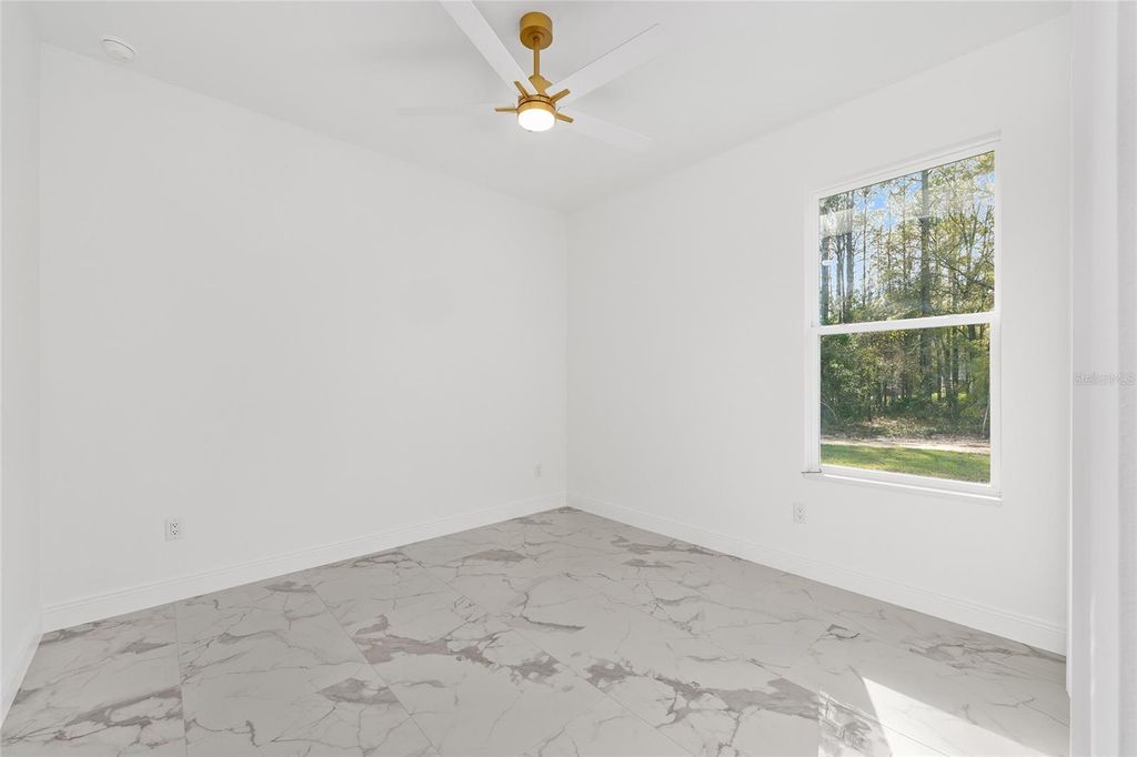 Image 34 of property listing at 12992 SW 64TH LANE, Ocala, FL 34481