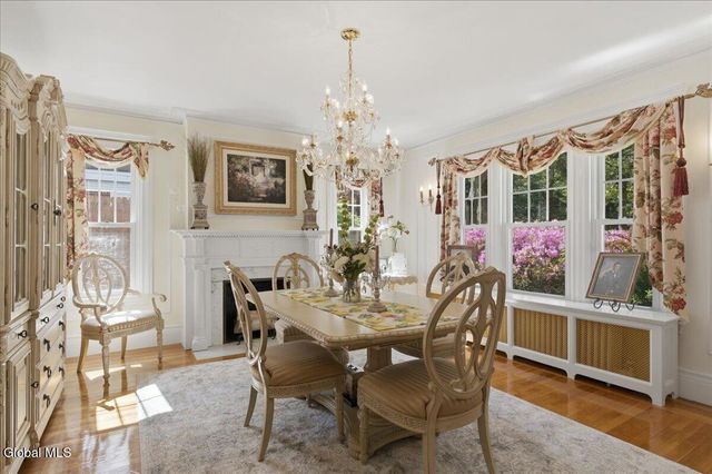 8 Westover Road, Troy, NY 12180