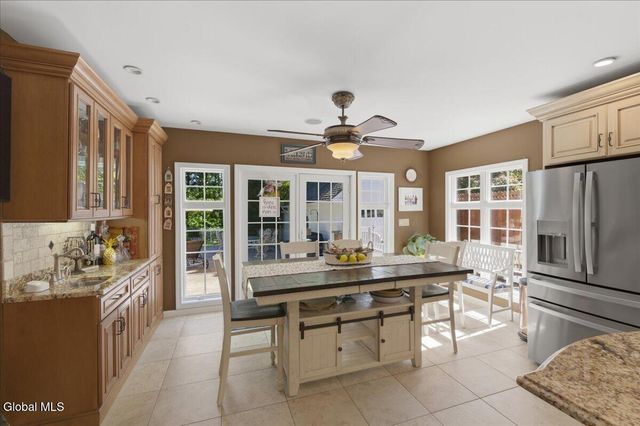 8 Westover Road, Troy, NY 12180