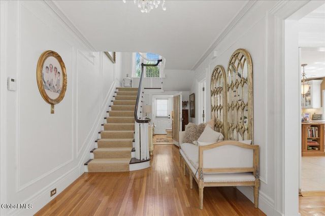 8 Westover Road, Troy, NY 12180