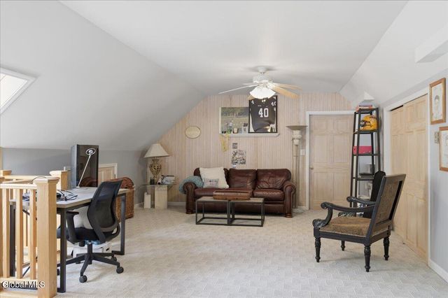8 Westover Road, Troy, NY 12180