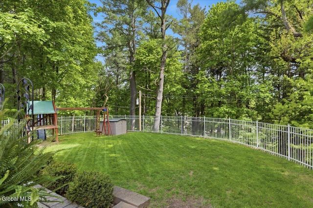 8 Westover Road, Troy, NY 12180