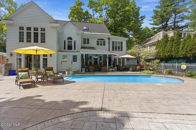 8 Westover Road, Troy, NY 12180