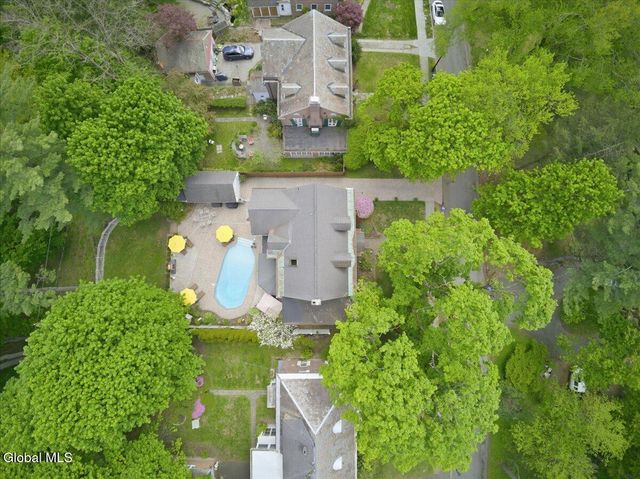 8 Westover Road, Troy, NY 12180