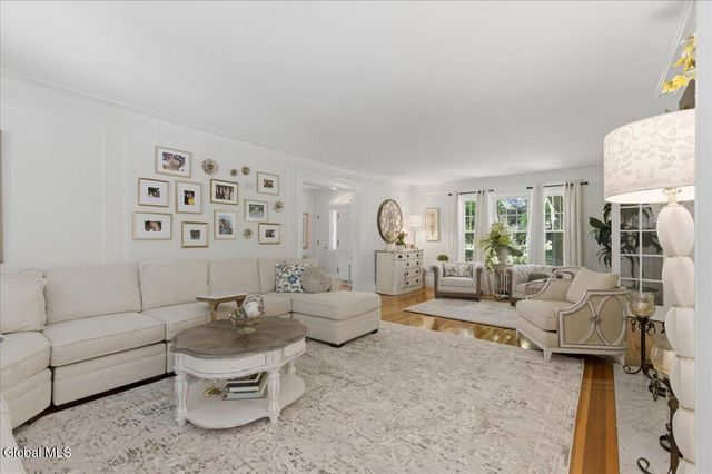 8 Westover Road, Troy, NY 12180