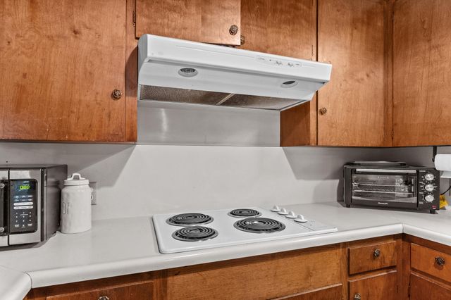 510 S Quince Avenue, Exeter, CA 93221