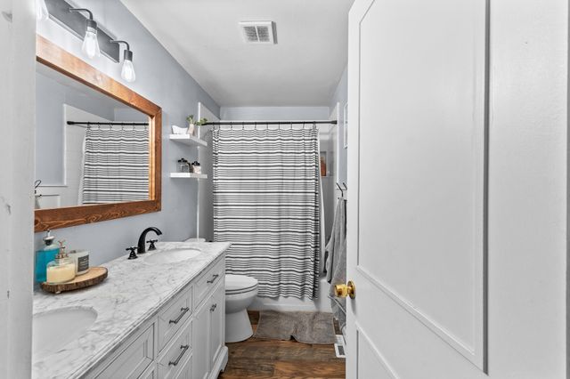 510 S Quince Avenue, Exeter, CA 93221