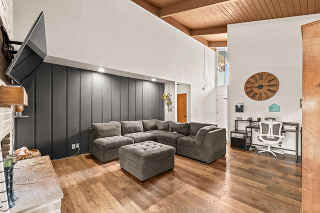 510 S Quince Avenue, Exeter, CA 93221