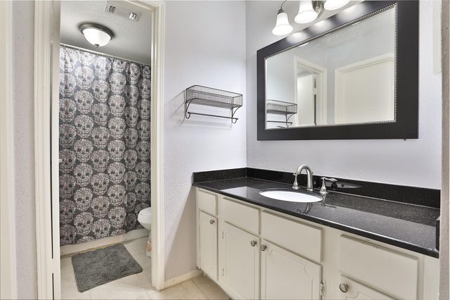 5005 Georgi Lane 93, Houston, TX 77092