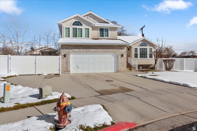 2254 W 5650 S, Roy, UT 84067