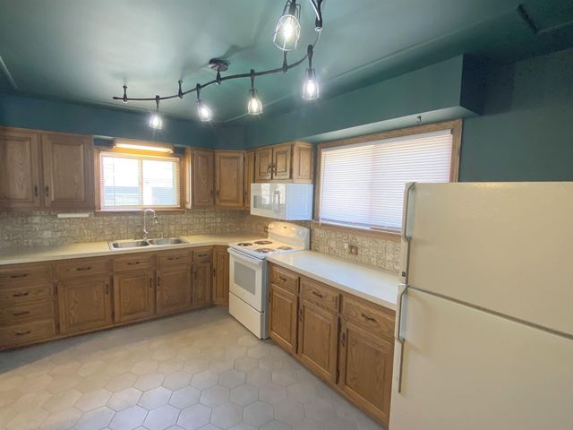 534 Ament Street, Owosso, MI 48867