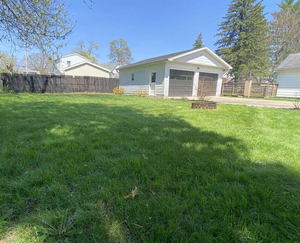 534 Ament Street, Owosso, MI 48867