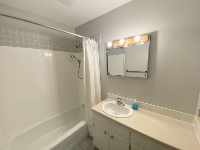 534 Ament Street, Owosso, MI 48867