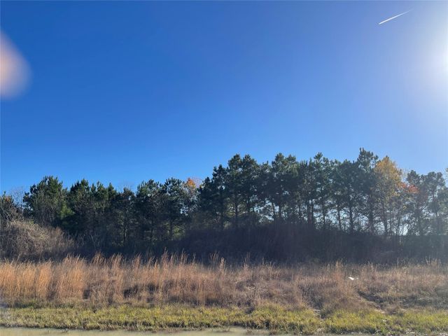 146 Road 5702, Cleveland, TX 77327