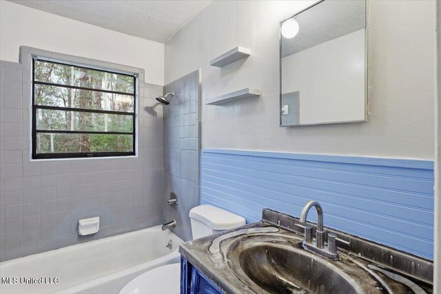 6650 Abraham Lincoln Drive, Jackson, MS 39213