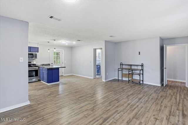 6650 Abraham Lincoln Drive, Jackson, MS 39213