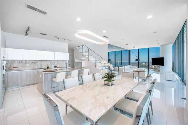 3131 NE 7th Avenue UPH5303, Miami, FL 33137