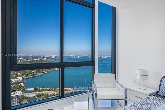 3131 NE 7th Avenue UPH5303, Miami, FL 33137