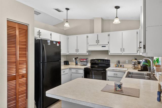 9116 CASTLEHILL AVENUE, Englewood, FL 34224