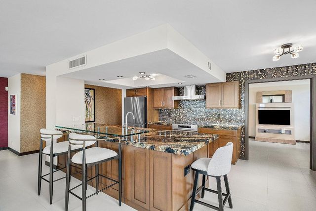 2500 Bay Drive 4a, Pompano Beach, FL 33062