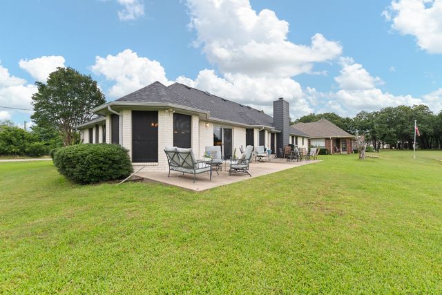 24068 Stonewood Drive, Whitney, TX 76692