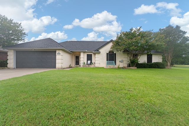 24068 Stonewood Drive, Whitney, TX 76692