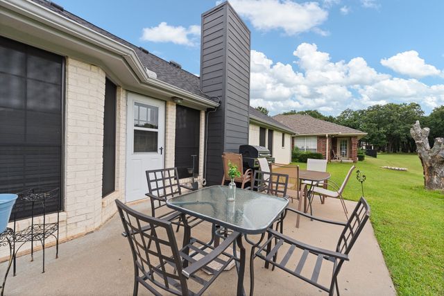 24068 Stonewood Drive, Whitney, TX 76692