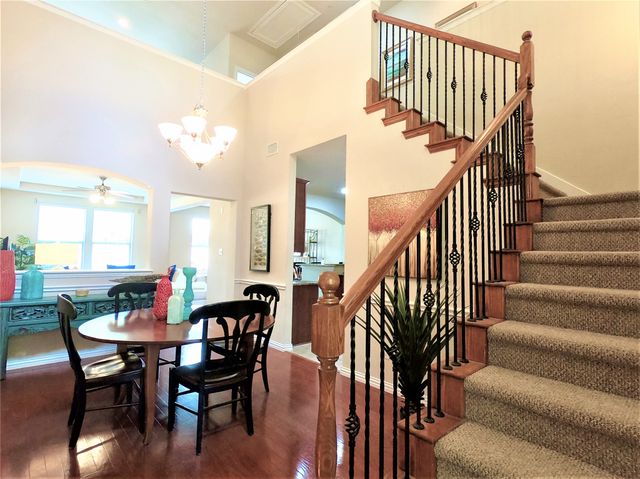 802 Apple Hill Drive, Allen, TX 75013