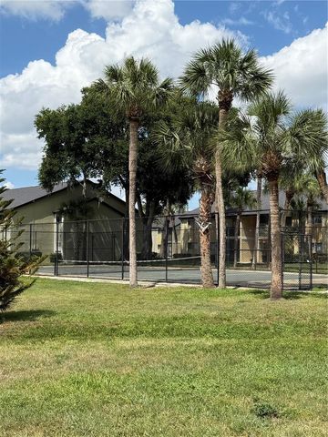 908 LAKE DESTINY ROAD B, Altamonte Springs, FL 32714