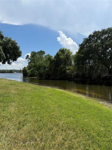 908 LAKE DESTINY ROAD B, Altamonte Springs, FL 32714
