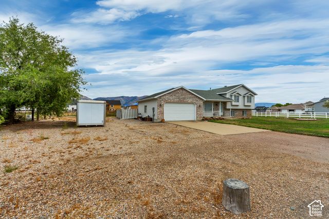 3032 N 2575 W, Farr West, UT 84404