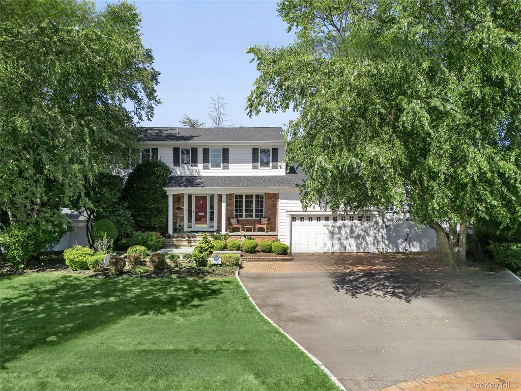 136 Ocean Avenue, Massapequa, NY 11758 — exterior