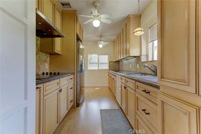 1368 Spazier, Glendale, CA 91201